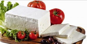 Τι θα συμβεί αν τρώτε τυρί κάθε ημέρα; Παράγοντας μακροζωίας βάσει ερευνών...